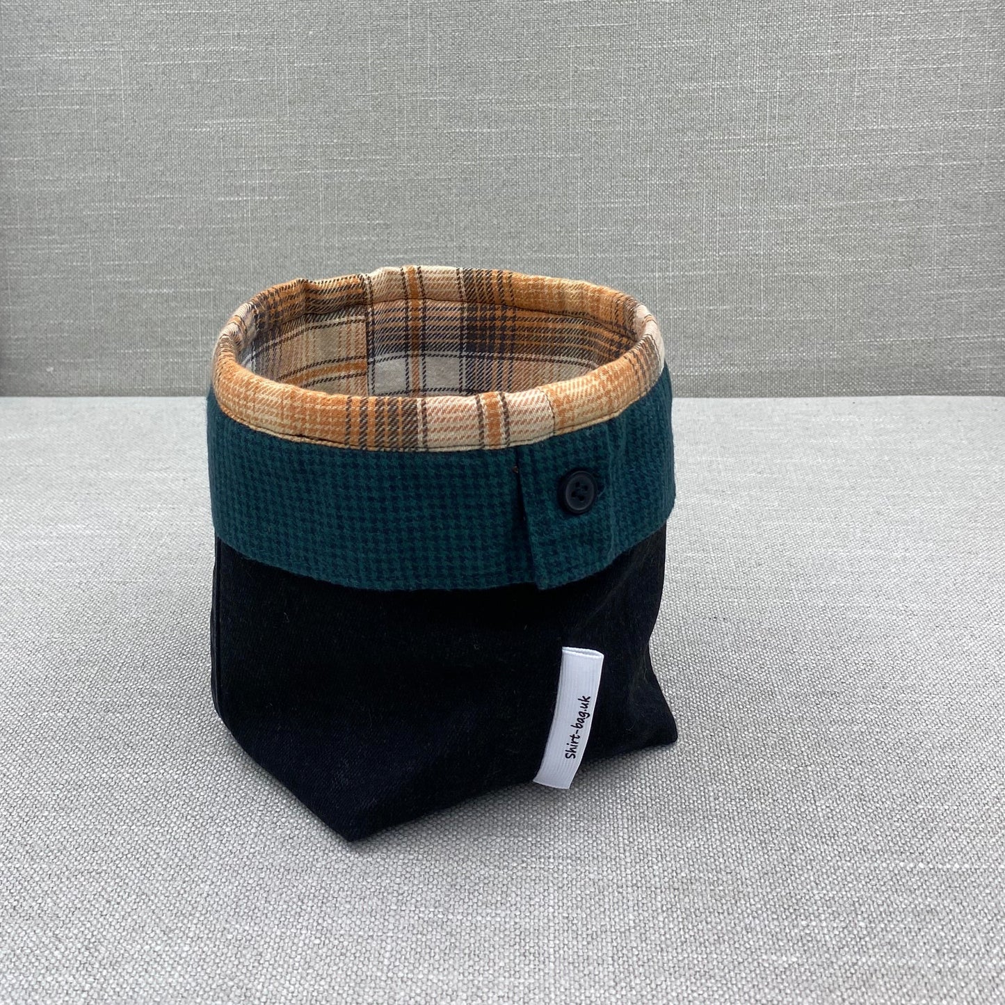Storage bag - Black & orange tartan with green cuffs - medium