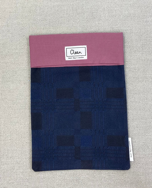 Blue embossed with dusky pink top - large