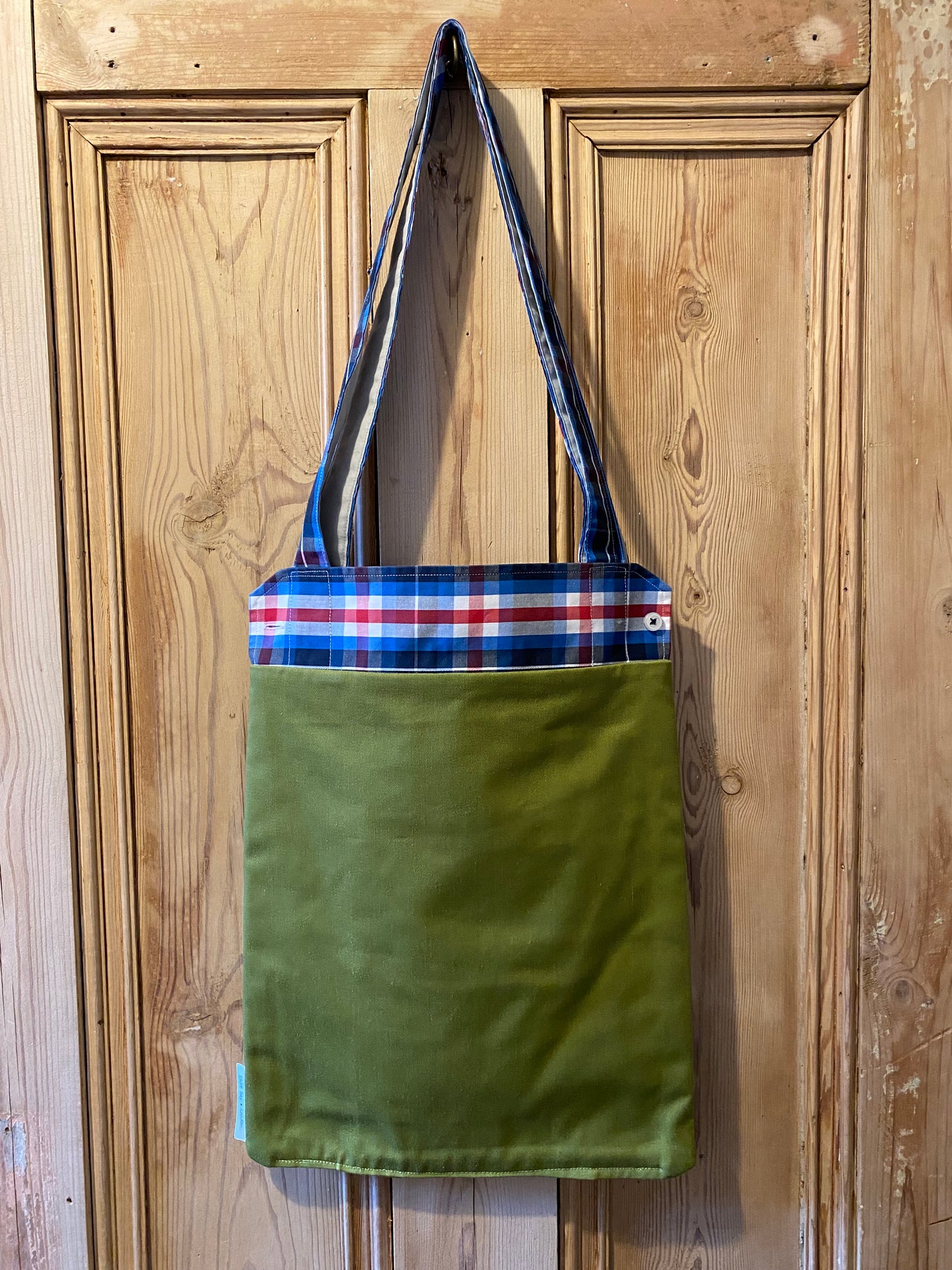 Red, white & blue tartan with green