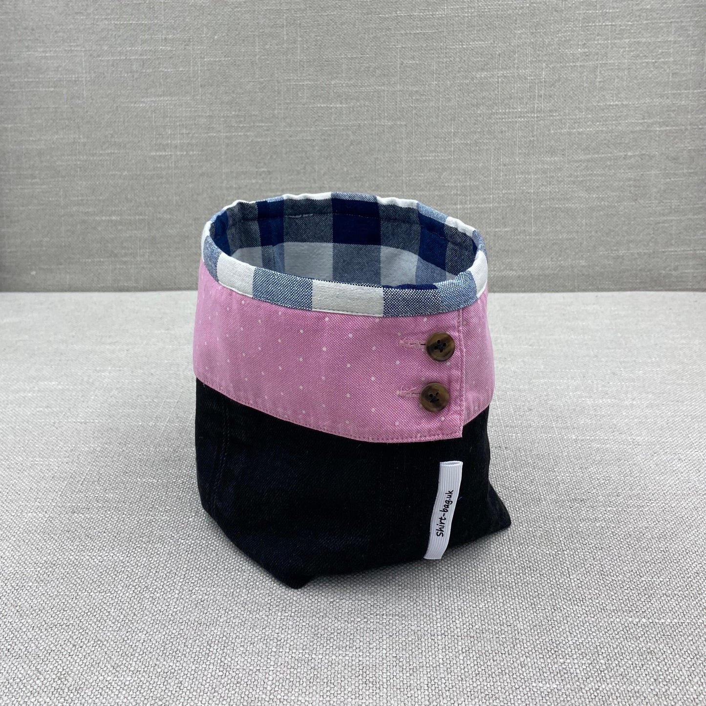 Storage bag - Black with blue & white check with pink cuffs - medium