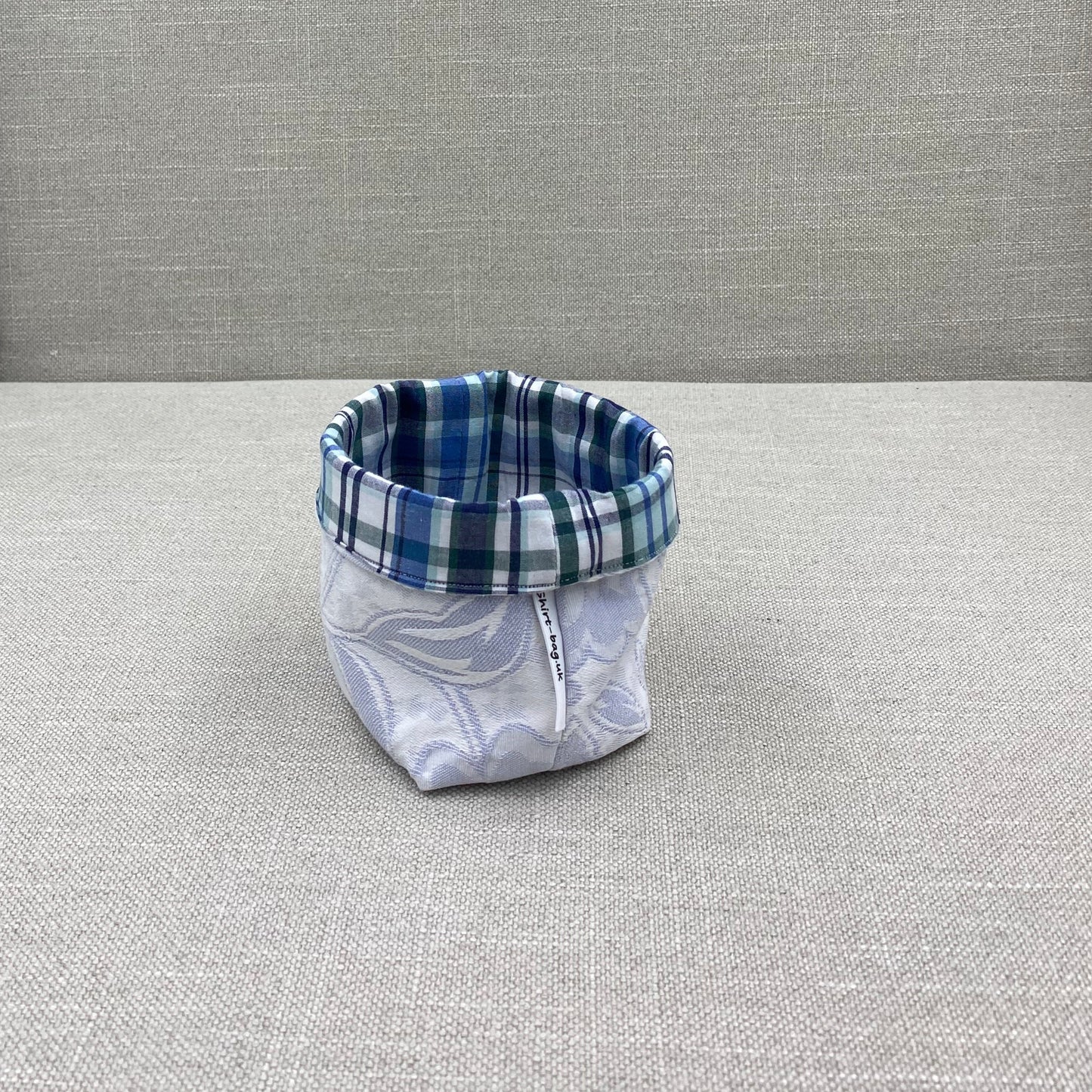 Storage bag - Grey leaf on white with blue green tartan - small