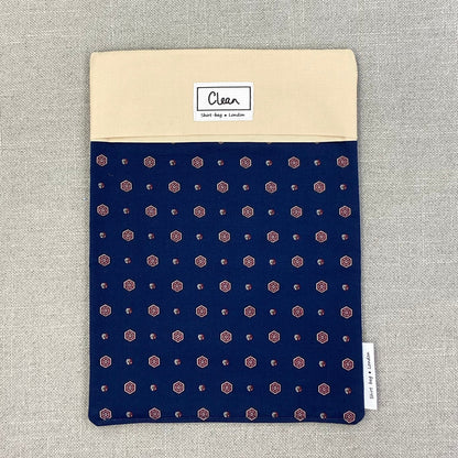 Red hexagons on blue with cream top - large