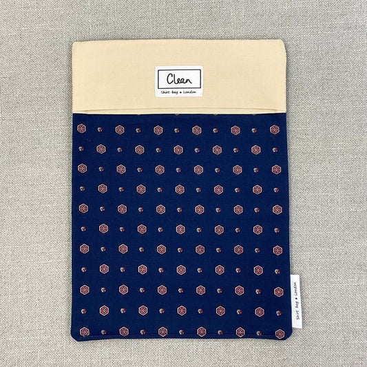 Red hexagons on blue with cream top - large